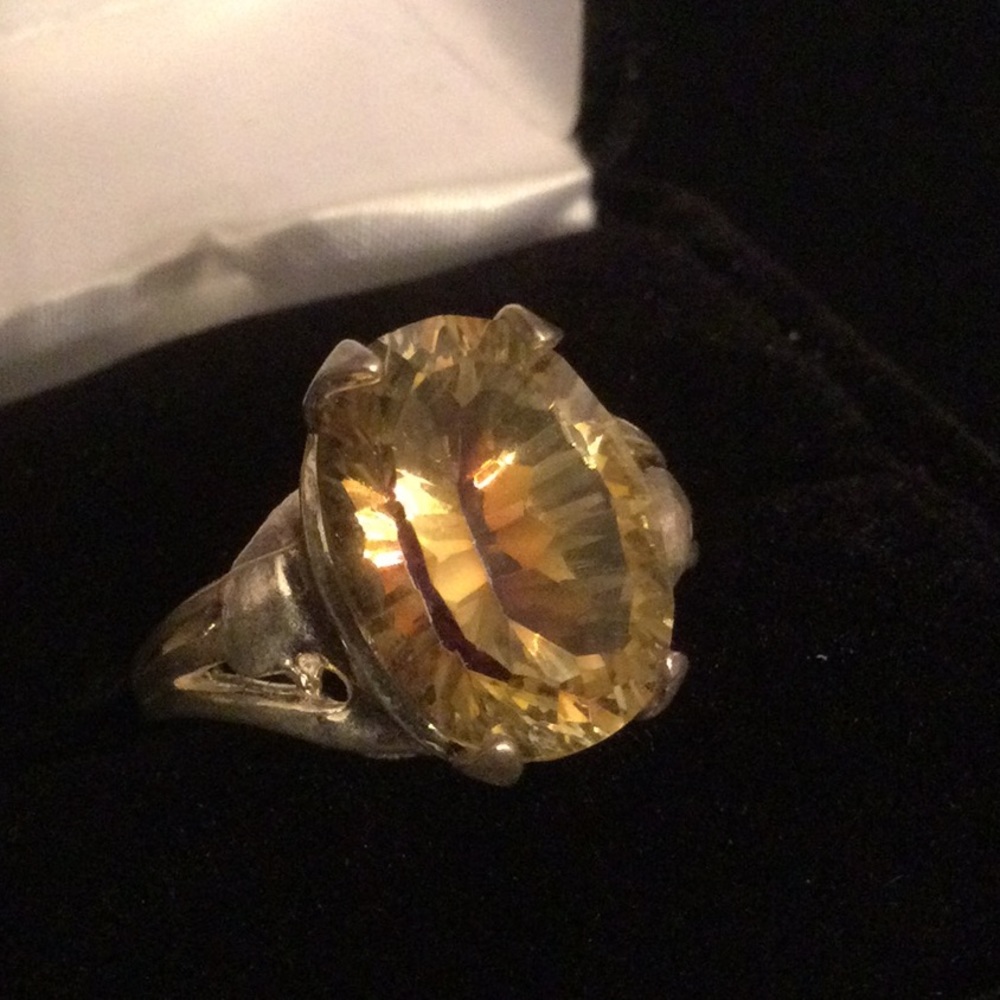 Genuine Concave Cut Citrine Ring - Picture 6 of 13